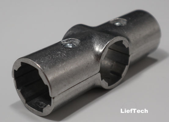 6063 T5 Aluminiumlegierung Kreuzrohrverbindung Leichte Montage oxidierte Oberfläche