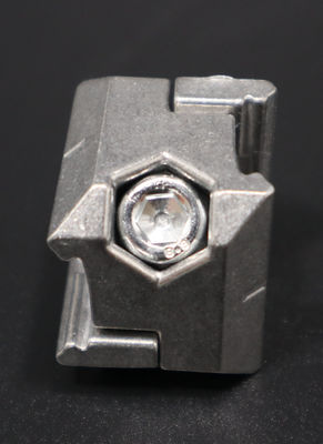 6063 T5 Aluminium-Leinrohrverbindung Rohrkreuzgewinde Karakuri-System