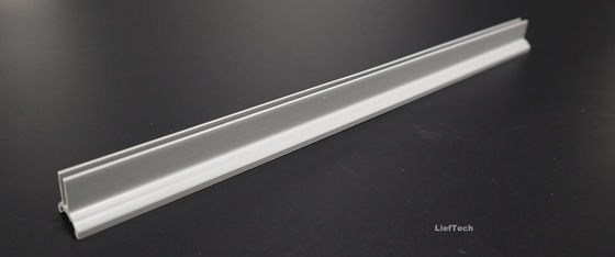 ISO9001 Rohrzubehör 3mm-Panel-Karten-Schlitz Kunststoff-Leitfaden